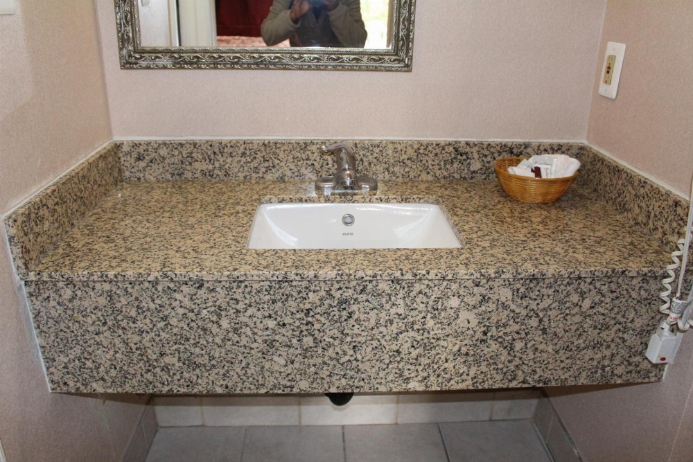 Room image 1